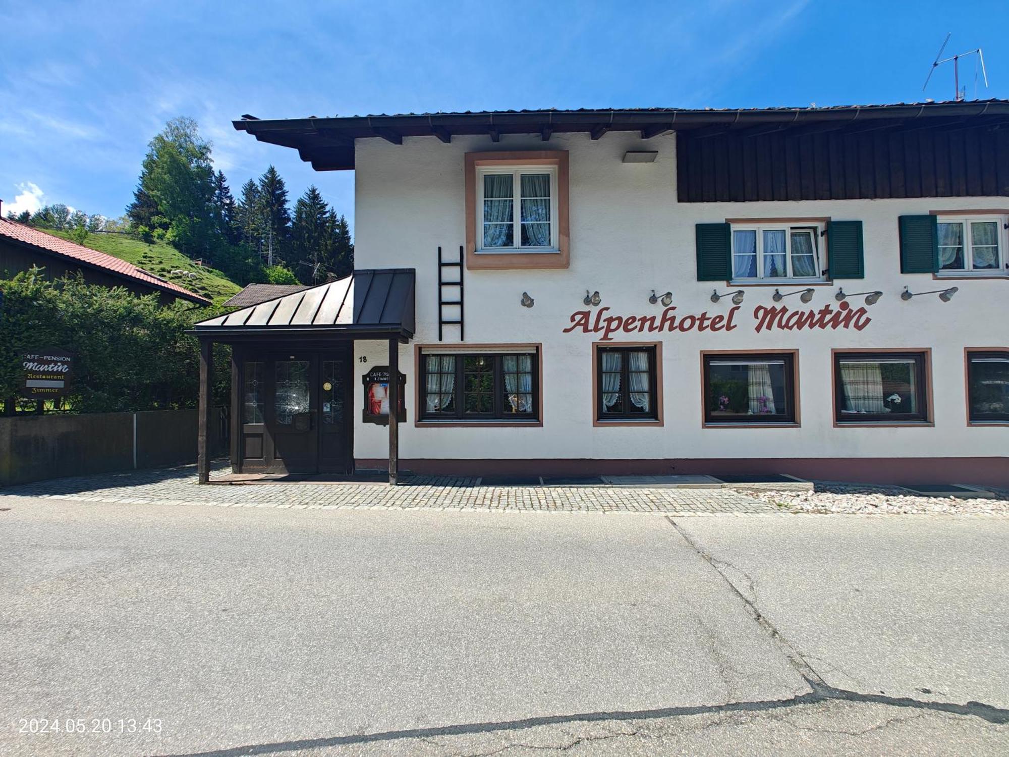 Alpen Hotel Martin 内森尔旺 外观 照片