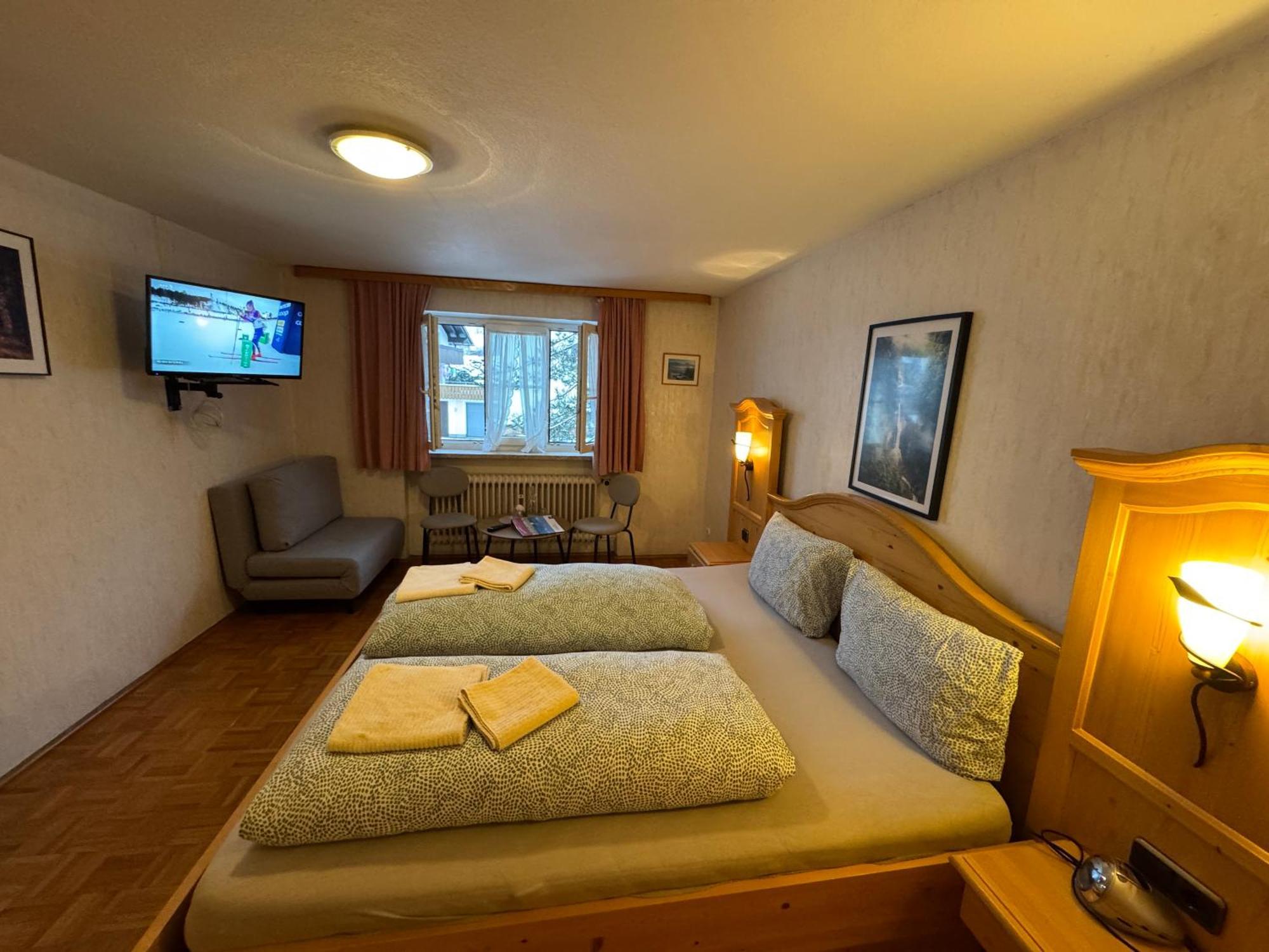 Alpen Hotel Martin 内森尔旺 外观 照片